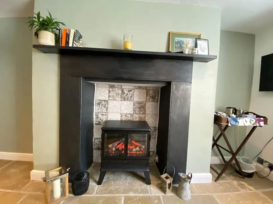 Clifton Georgian Townhouse, Downstairs Ensuite Room & Light Plant Based Breakfast Bristol 0*,